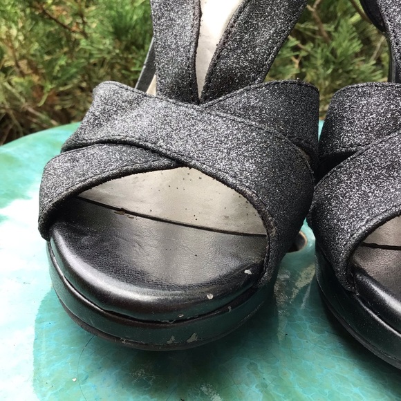 FioniTMnight (7) WOMEN’S Black Strapped Glitter Cage Shoes, Pre-owned. - Picture 6 of 11